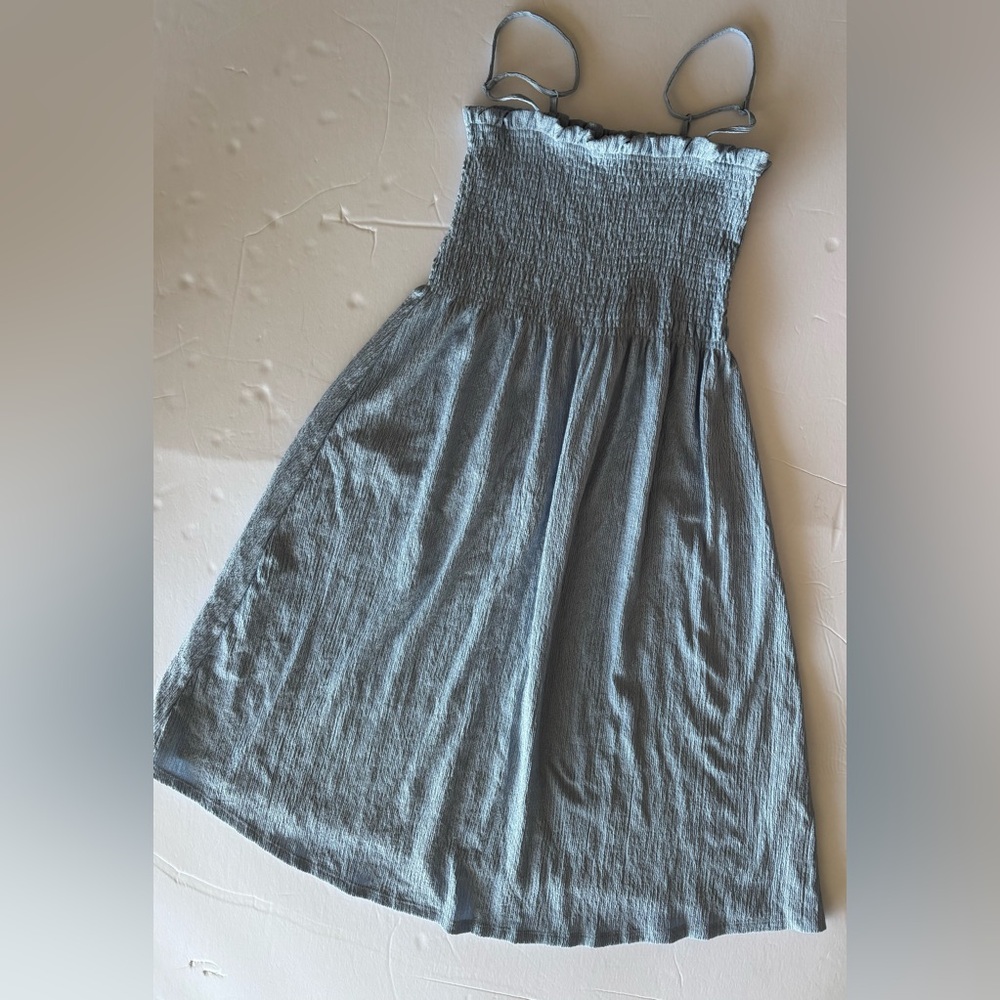 H&M women’s dress size Large